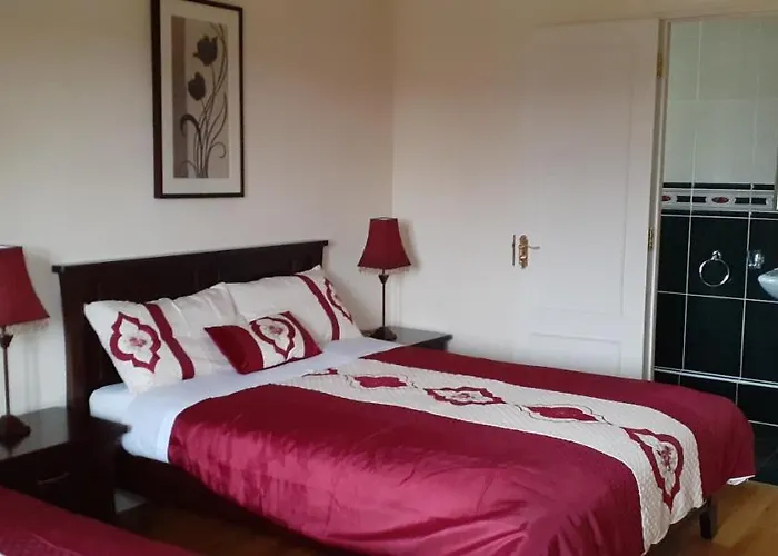 Alverna House Bed & Breakfast 3*